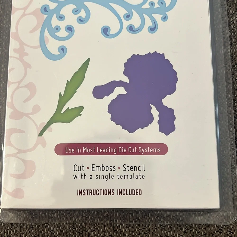 Heartfelt Creations Decorative Dutch Iris Dies & Matching Stamp Set NWT Retired